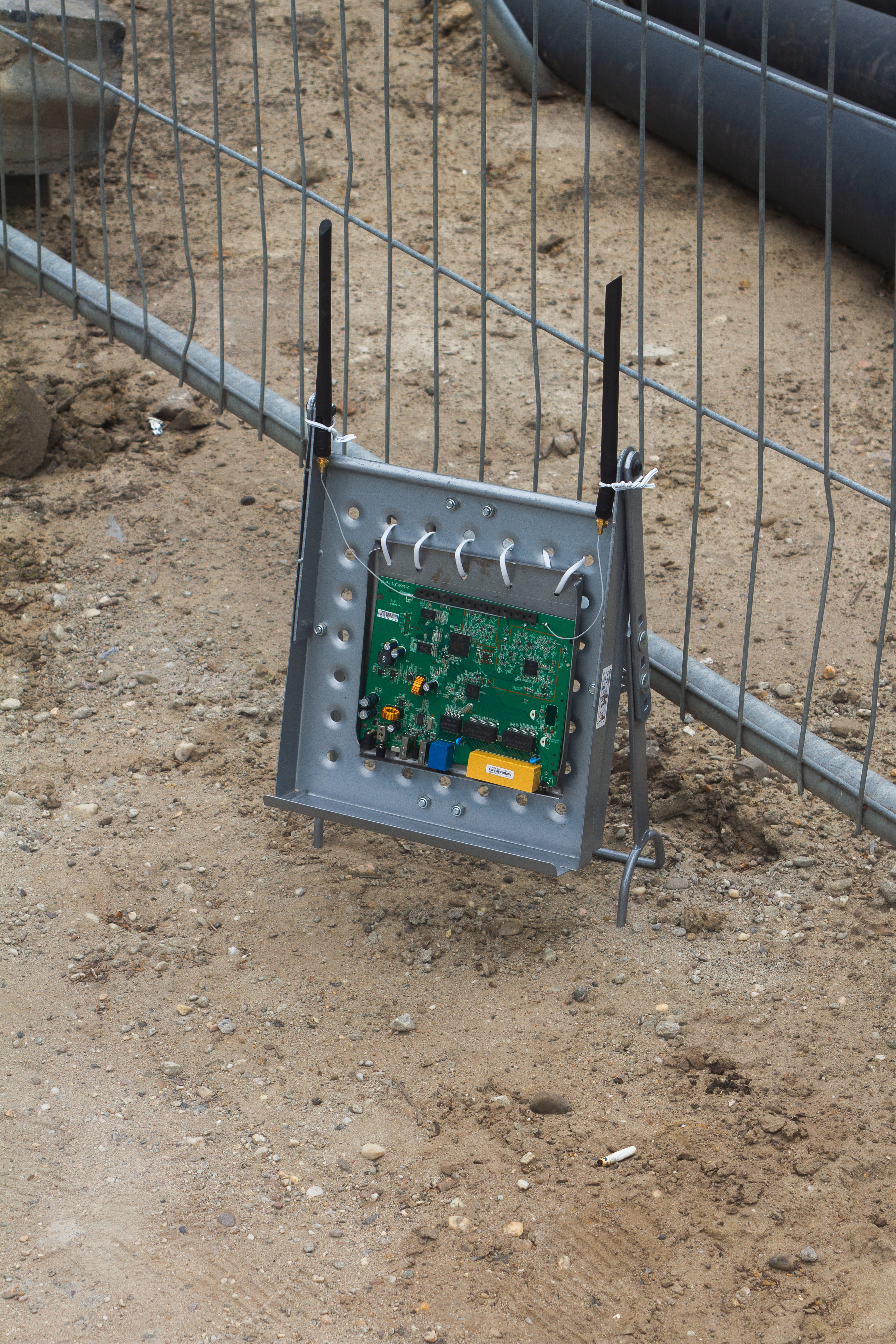Device 8