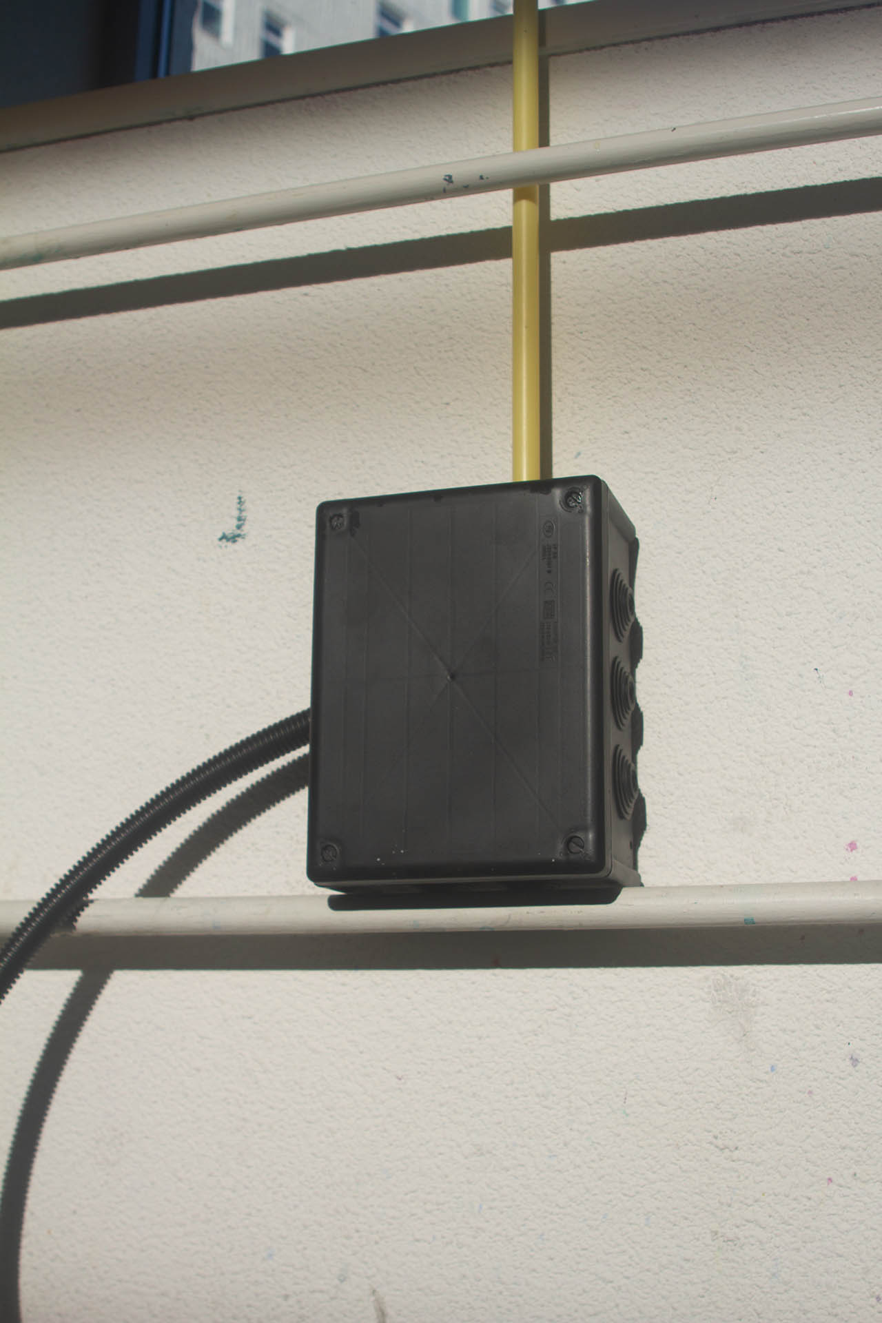 Device 4