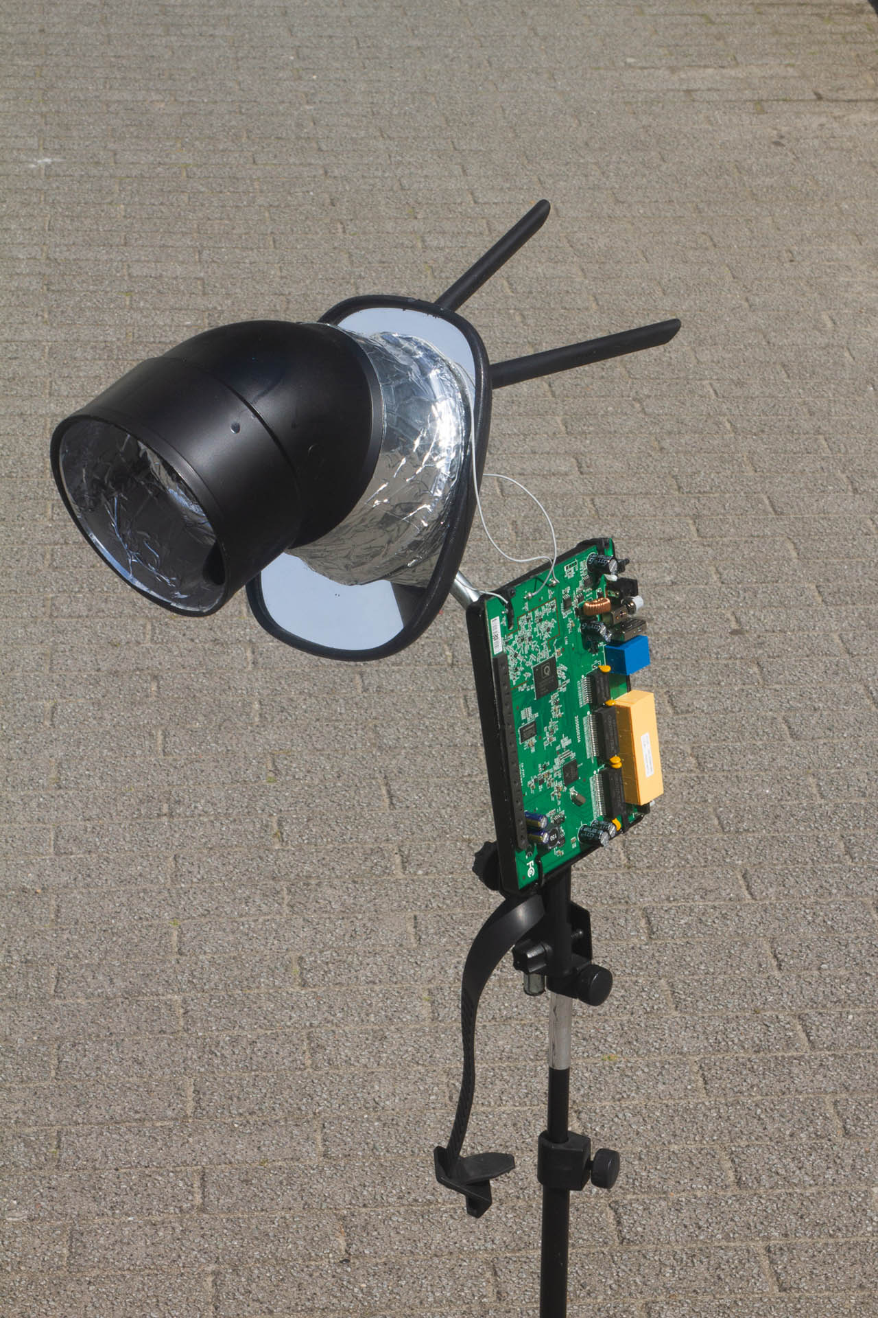 Device 10